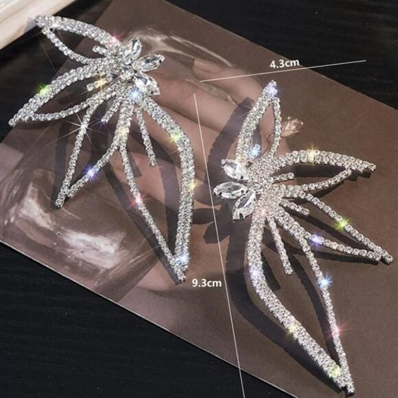 Rhinestone Leaf Design Studded Silver Earrings - Picture 10 of 12